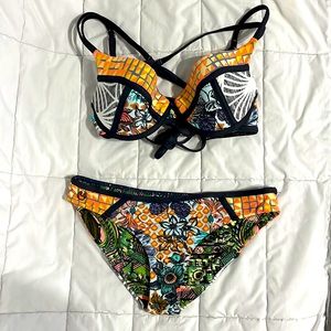 Maaji 2 piece swim suit, size medium, multi colored